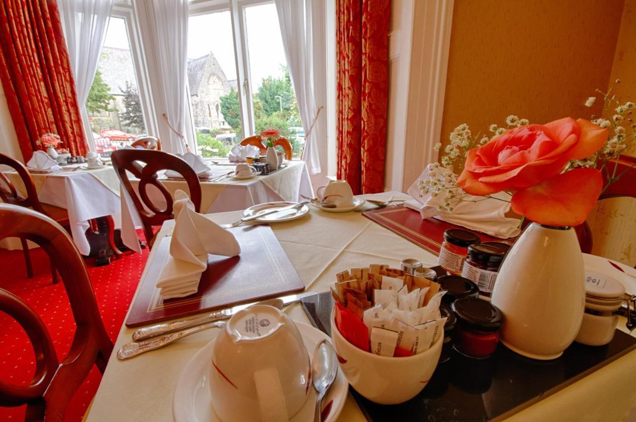 Holcombe House Guest House 랜디드노 외부 사진