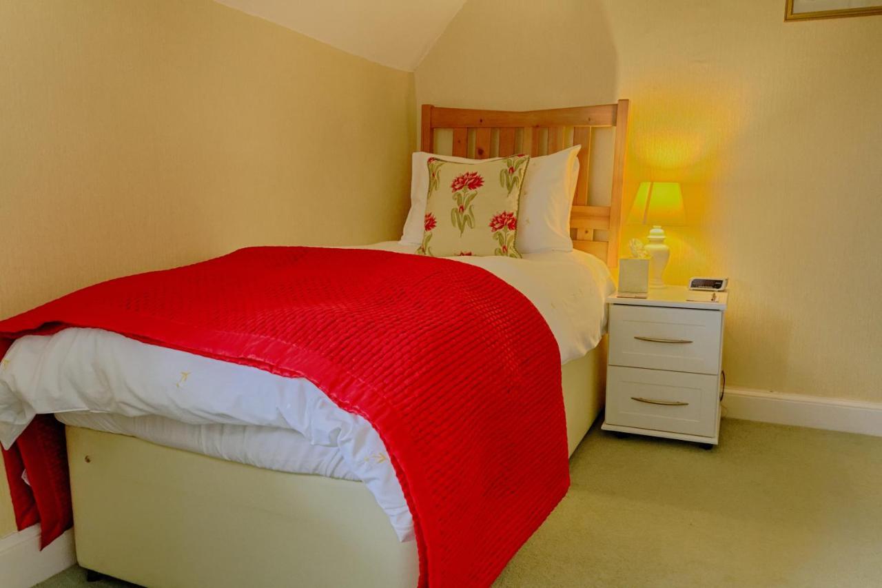 Holcombe House Guest House 랜디드노 외부 사진